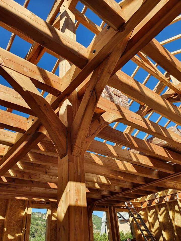 Charpente en bois sur mesure Embrun
